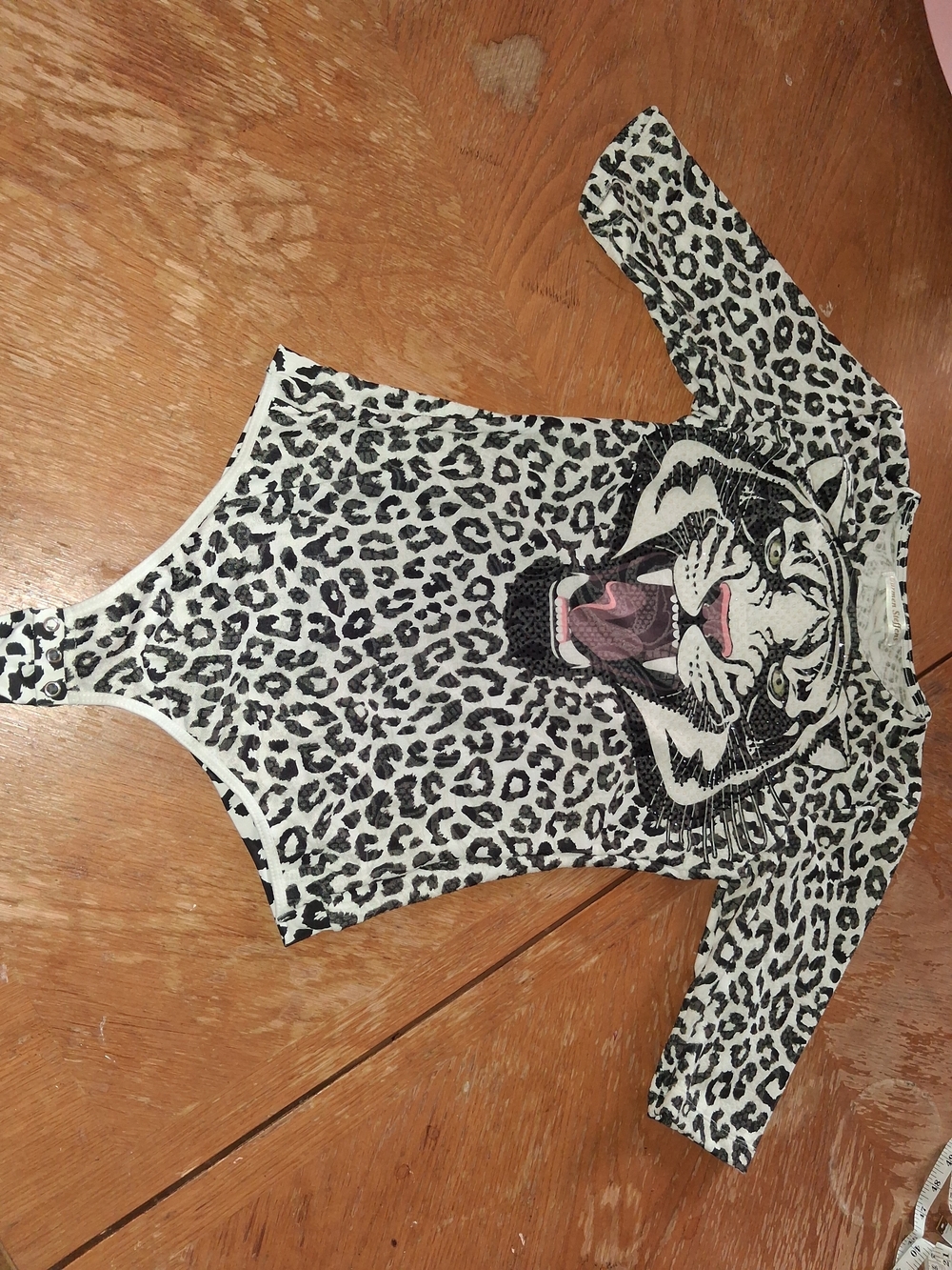 Leopard Print Tiger Graphic Long Sleeve Bodysuit - White/Black